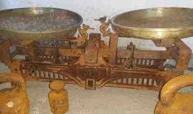 Ən böyük yalan ən Böyüyün adına deyilən yalandır