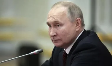 Vladimir Putinin həbsinə order verilib