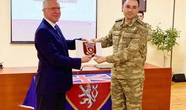 Böyük Britaniya ordumuzun hərbçiləri üçün təlimlər keçirilib