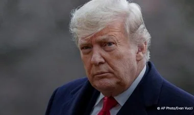 Pornoaktrisa ilə münasibətinə görə Trampa cinayət işi FOTO