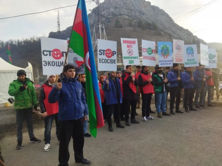 Laçın-Xankəndi yolunda aksiya 84 gündür davam edir