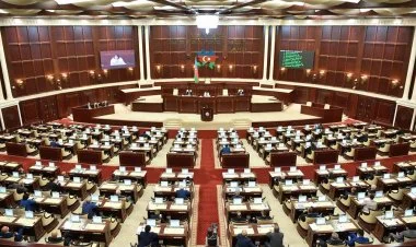 Milli Məclis Fransa Senatını qınayan bəyanat qəbul etdi