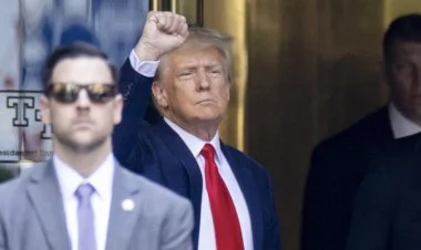 Donald Tramp həbs olundu və sərbəst buraxıldı