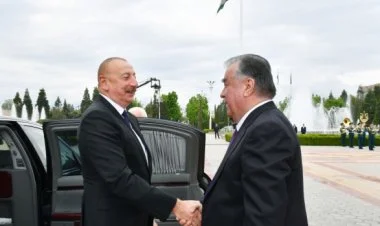 Emoməli Rəhmon İlham Əliyevlə görüşüb YENİLƏNİR