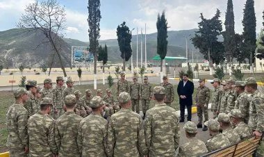 DQİDK nümayəndələri hərbçilərlə görüşüb