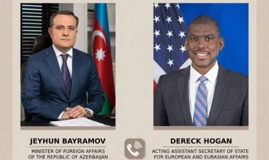 Ceyhun Bayramov ABŞ rəsmisi ilə telefonla danısıb