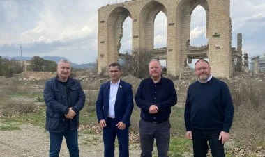 "Ağdamda igidlər ərazini minalardan əl ilə təmizləyirlər"