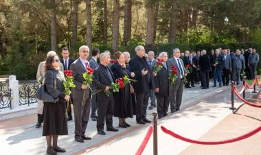 Bir qalanın sirri və ya Qərib cinlər diyarında