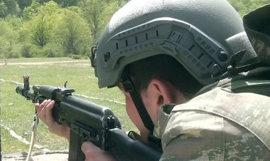 Hərbi vəzifəlilərin təlimindən VİDEO