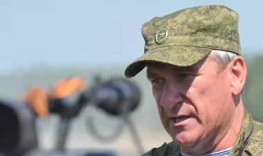 RSK-nın yeni komandanı Lentsov İrəvana gedir