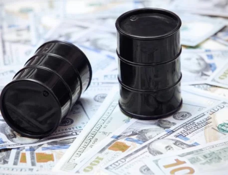 Azərbaycan nefti 114 dollara satılır