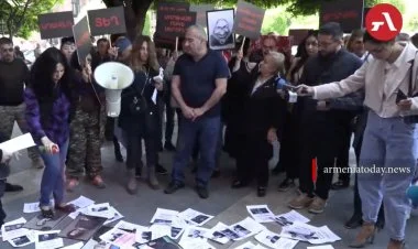 İrəvanda ruspərəst qüvvələr Sülh sazişinə qarşı etiraz edir