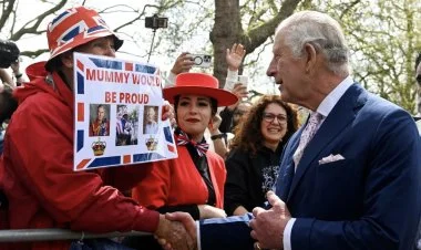 74 yaşlı III Çarlz ən yaşlı Britaniya monarxı olacaq
