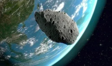 Xəbərdarlıq: 76 metrlik asteroid Yerə yaxınlaşır