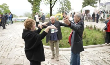 “Xarıbülbül” festivalı başladı FOTO