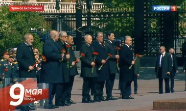 Kiyev Moskva paradında iştirak edən MDB rəhbərlərini qınadı