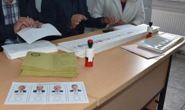 Sabah Türkiyədə prezident və parlament seçkiləri keçiriləcək