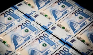 Azərbaycanda yaşamaq istəyən əcnəbilərin 200 mini olmalıdır