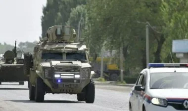 Qırğızıstanda terrorçularla atışma, ölən var