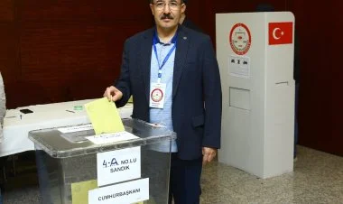 Türkiyə səfiri səs verdi