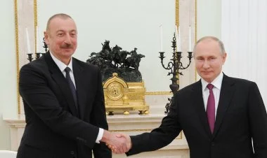 Putin İlham Əliyevi təbrik etdi