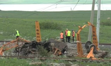 Bakı-Tbilisi-Qars dəmir yolununda təmir qatarı aşıb