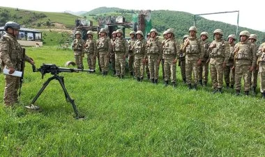 Hərbi vəzifəlilərin təlim toplanışı başa çatdı VİDEO