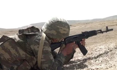 Ordumuz döyüş atışlı taktiki təlim keçirib VİDEO