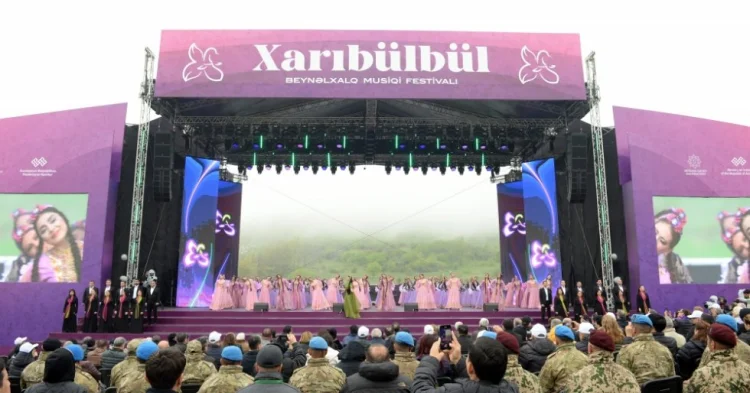 “Xarıbülbül” Beynəlxalq Musiqi Festivalından FOTO