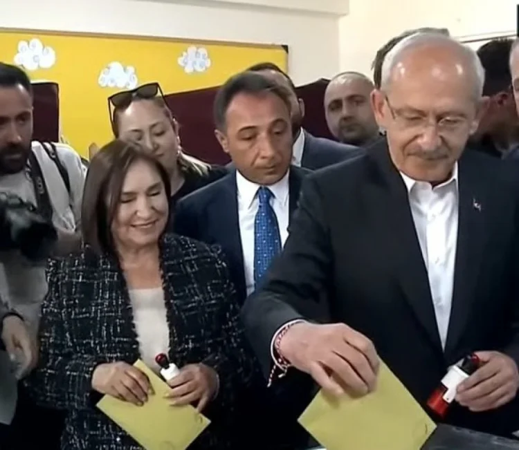 Kılıçdaroğlu Ankarada səs verdi
