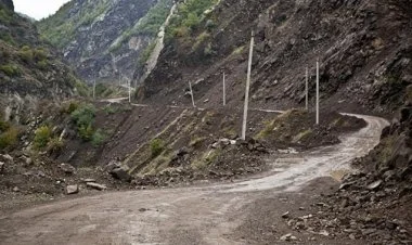 İsmayıllı-Lahıc yolu bağlandı