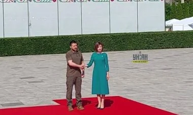 Ukrayna Prezidenti də Moldovaya gəlib