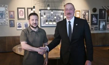 İlham Əliyev Volodimir Zelenski ilə görüşüb
