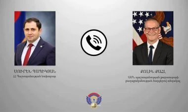 Kolin Kahl Ermənistan müdafiə nazirinə də zəng vurub