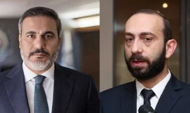 Ararat Mirzoyan Hakan Fidanla telefonla danışıb