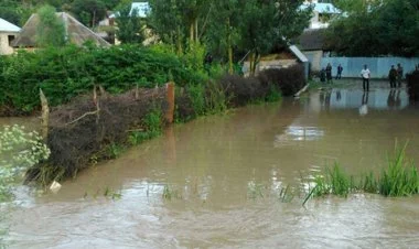 Zaqataladan sel keçib