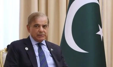 Pakistanın baş naziri Bakıya gəlir