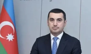 Ayxan Hacızadə Fransa XİN başçısının ağ yalanını ifşa etdi