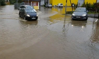 Serbiyada fövqəladə vəziyyət elan olunub