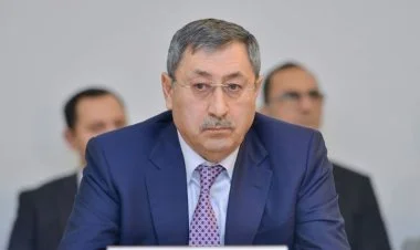 Xələf Xələfov Azərbaycan-Gürcüstan sərhədini müzakirə edir