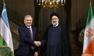Şavkat Mirziyoyevin İran səfəri başa çatıb