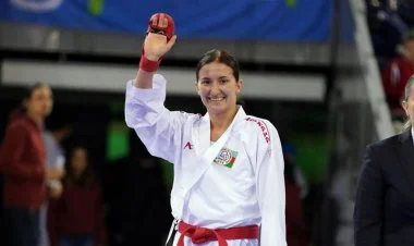 İrina Zaretska Anita Makiyanı 8:0 hesabla məğlub edib
