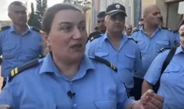Neft Emalı Zavodunun əməkdaşları etiraz aksiyası keçirib