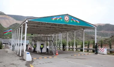 Ermənilər “Laçın” sərhəd məntəqəsindən maneəsiz keçir VİDEO