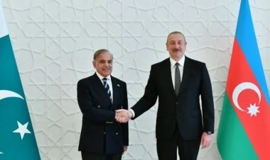 İlham Əliyev Şahbaz Şəriflə bayramlaşdı