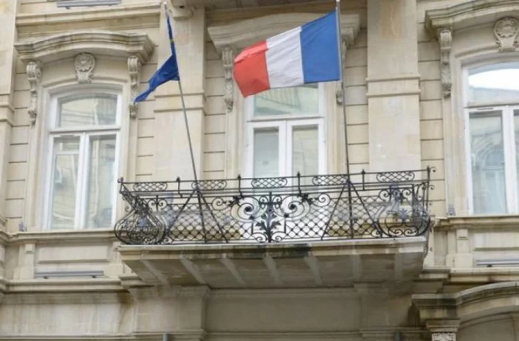Fransa səfirliyini boykot etmək çağırışı