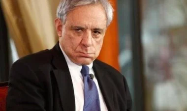 Vardan Oskanyan bu vurhavurda Paşinyandan vəzifə istəyir