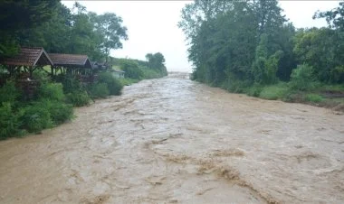 Leysan yağıb, rayonlardan sel keçib
