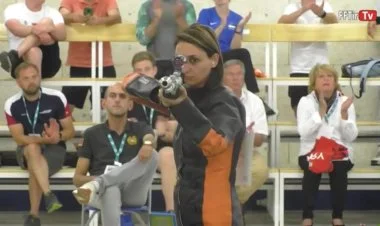 Erməni atıcıları Bakıya can atırlar