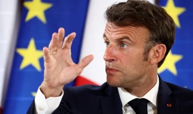 Makrona zərfdə kəsilmiş barmaq göndərilib